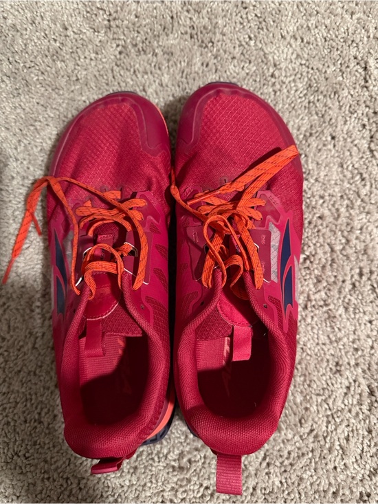 Altra Shoes - Altra Women’s Magenta Sneakers with Orange Laces